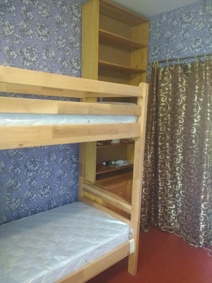 Yourhostel Khar'Kovskii Kiev Esterno foto