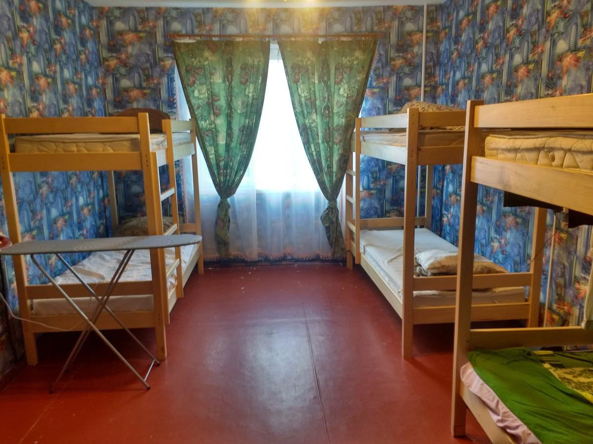 Yourhostel Khar'Kovskii Kiev Esterno foto